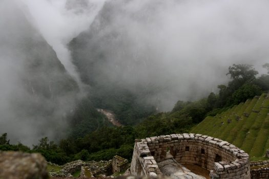 machu_picchu_river.jpg